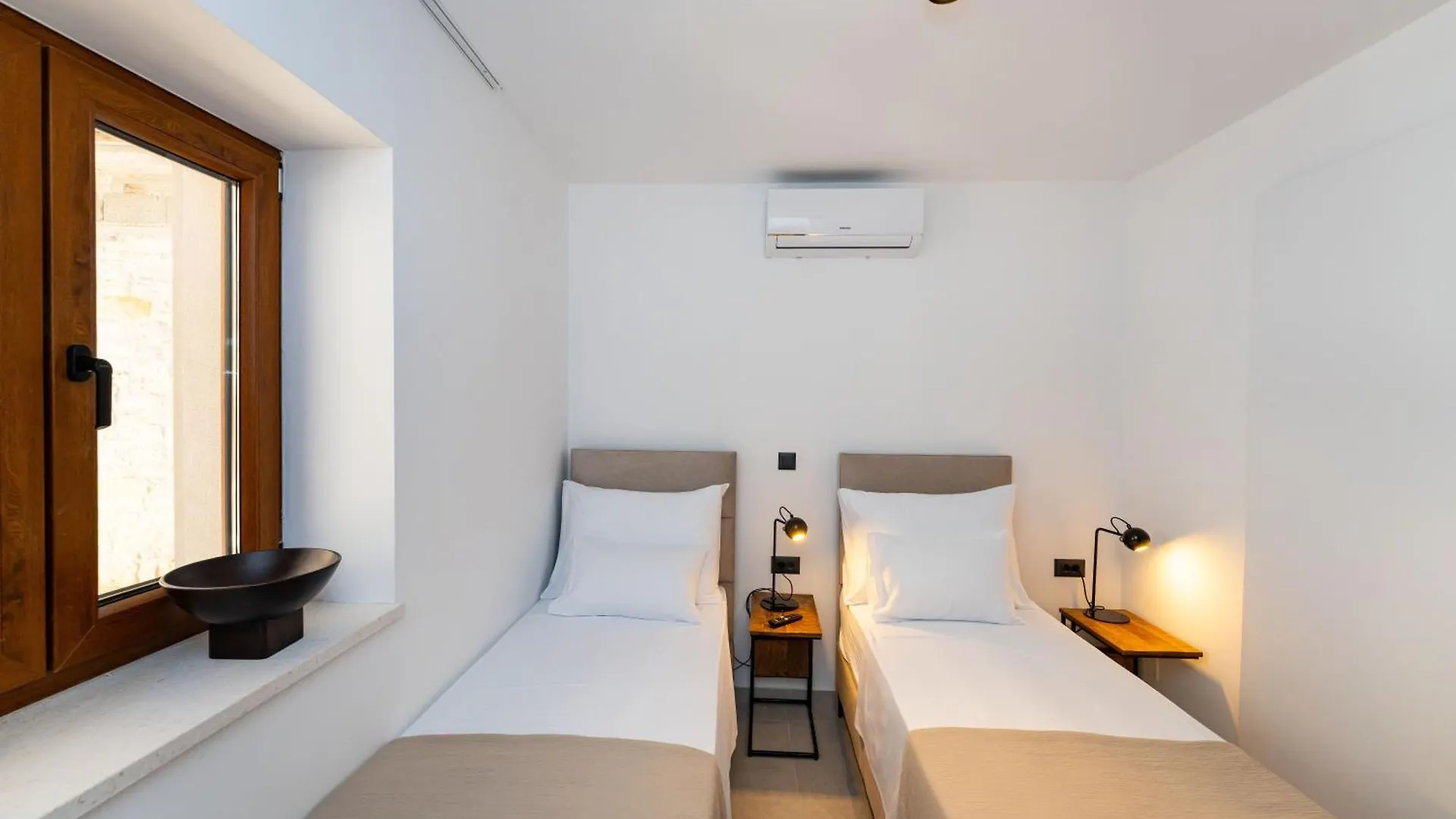 Cortile House Vila Pridraga Villa