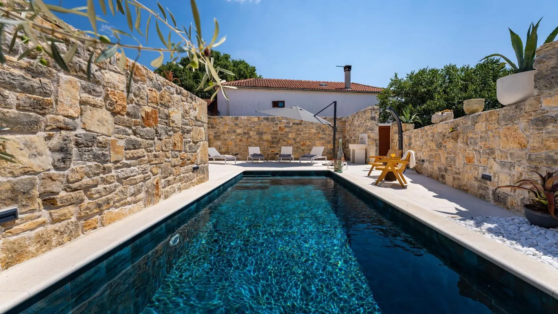Villa Cortile House Vila Pridraga Croácia